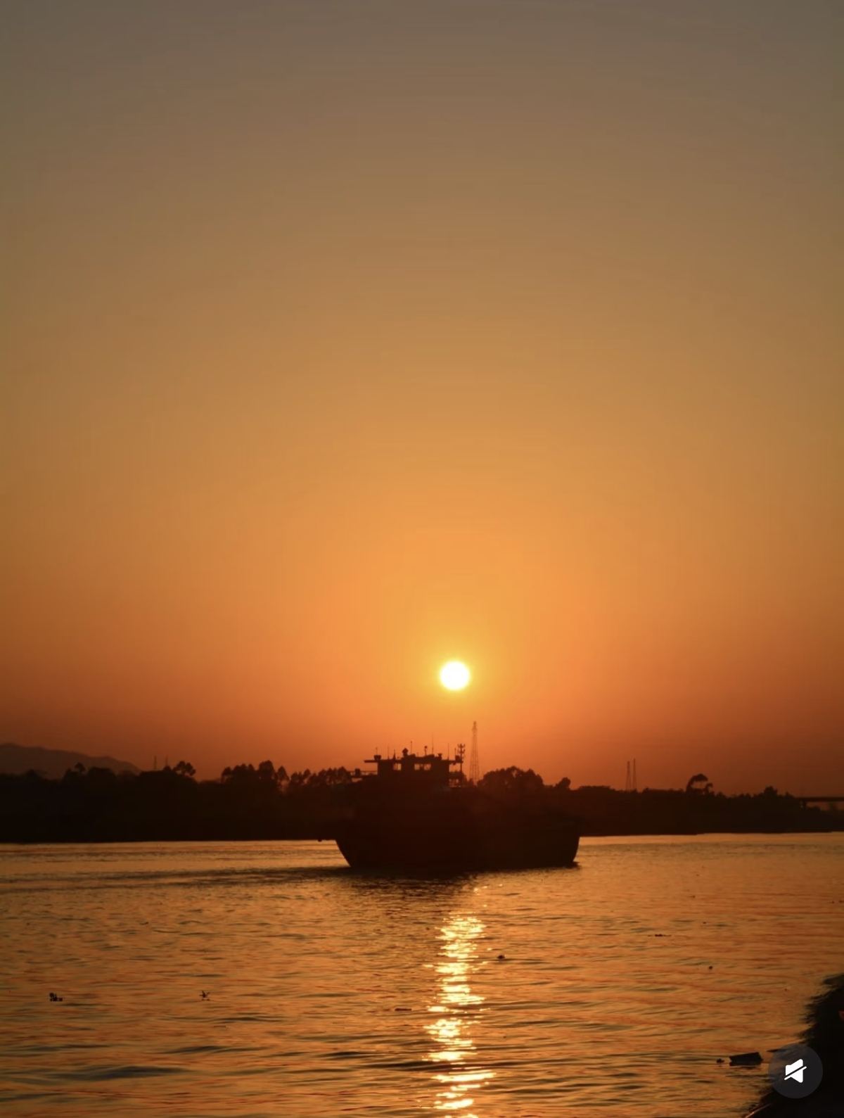 夕阳船景作品